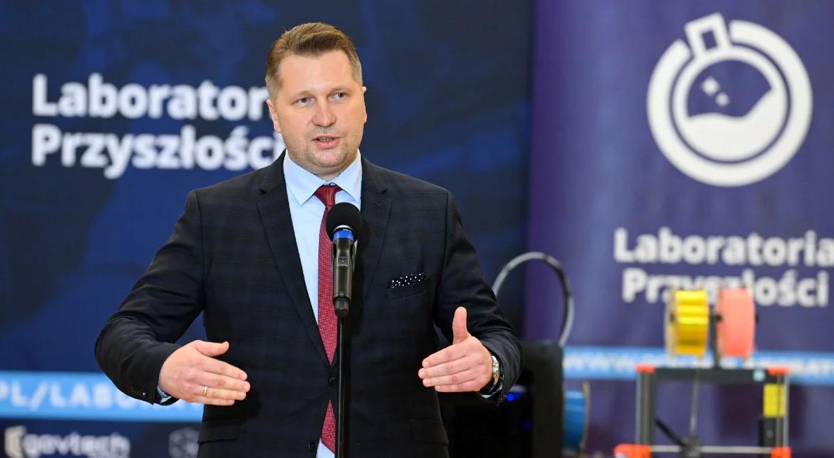 Czarnek: rząd przeznaczył miliard złotych na Laboratoria Przyszłości