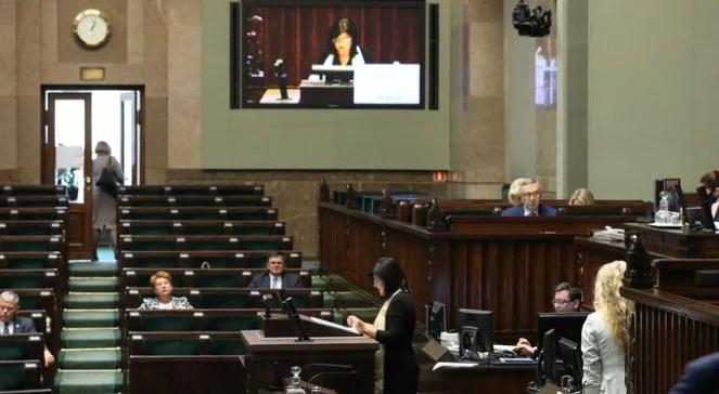 "Naprawiamy bubel prawny rządów PO". Sejm zajmuje się projektem ustawy ws. pokrzywdzonych emerytów