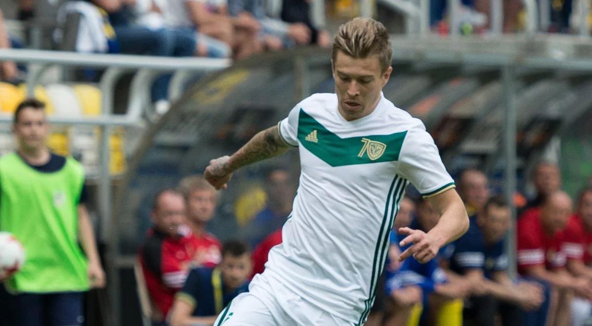 Jakub Kosecki znów szokuje i odpowiada hejterom. "Po miesiącu na bezludnej wyspie będą mi robić masaż"