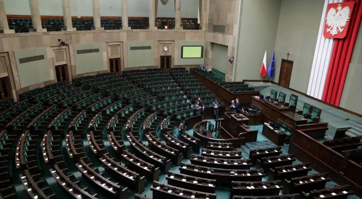 Spór o obsadę prezydium Sejmu. Anna Kwiecień i Anita Kucharska-Dziedzic gośćmi Stanisława Janeckiego