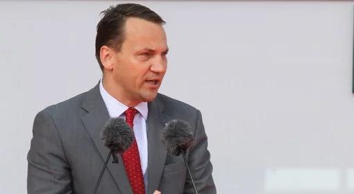 Radosław Sikorski przygotowuje się do expose