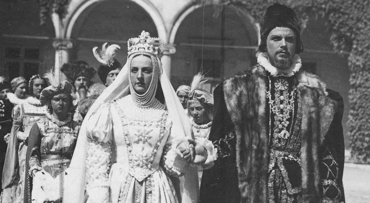 "Ślub z Zygmuntem Augustem podniósł znaczenie rodu". Małgorzata Żaryn o Barbarze Radziwiłłównie