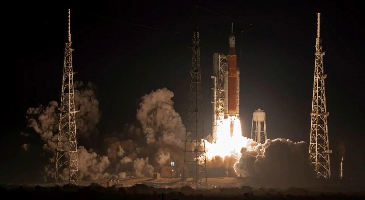 "To początek wyznaczania zasad w kosmosie". Były wiceszef NASA o programie Artemis 