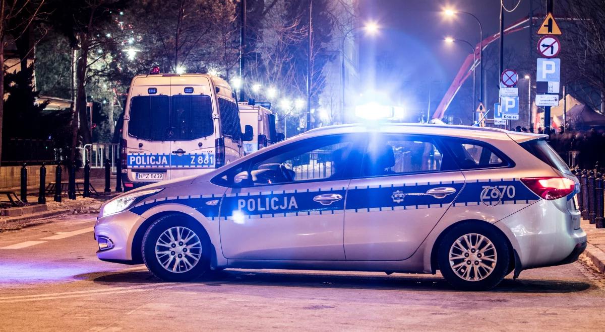 Tragedia w warszawskim Wawrze. Dwie osoby zmarły po ataku nożownika