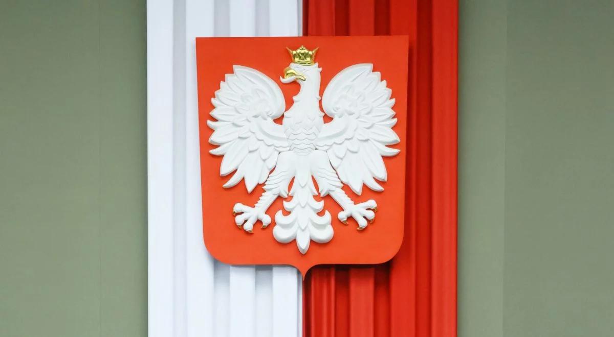 Rewolucja w symbolach narodowych? Rząd chce poprawić flagę, godło i hymn Polski