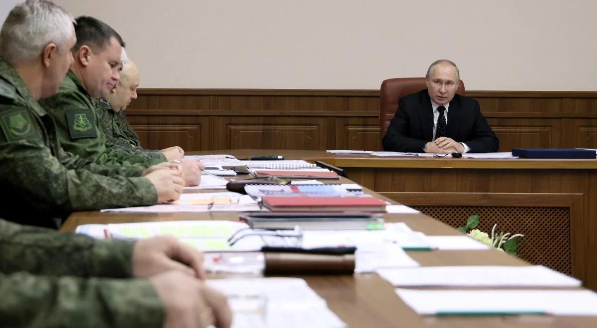Rosyjskie "brygady twórcze" na froncie nie podniosą morale. Zobacz raport brytyjskiego resortu obrony