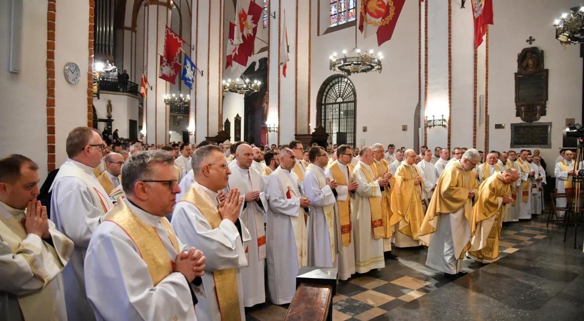 Wielki Czwartek zaczyna Triduum Paschalne. Msze Krzyżma Świętego i wieczerzy Pańskiej