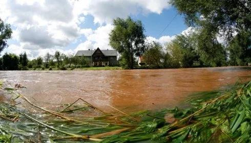 Strażacy: sytuacja powodziowa stabilizuje się