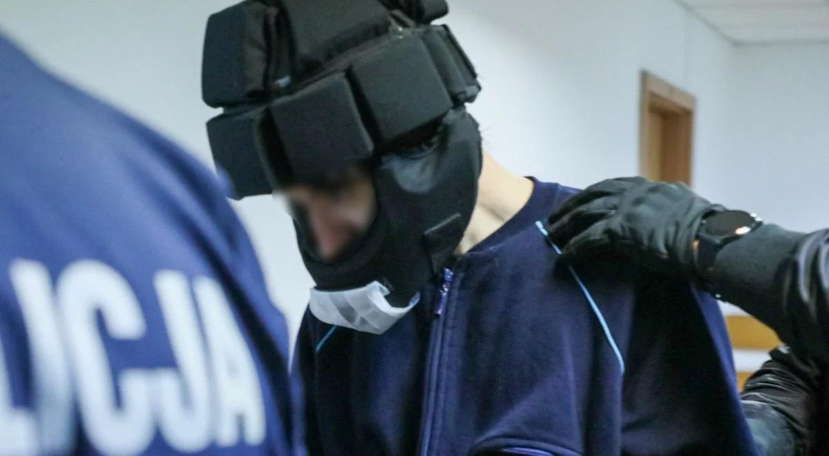 Morderca z UW z kolejnym zarzutem. Mieszko R. ugryzł policjanta