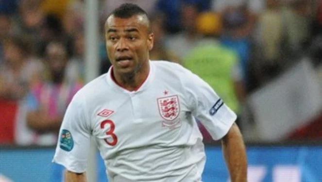 Ashley Cole jednak może zagrać z Polską!