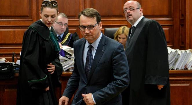 Radosław Sikorski odpowiada na zarzuty "wSieci". "Odradzałem prezydentowi wizytę w Katyniu"