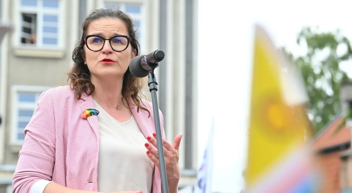 Prezydentka Gdańska pozwała Biedronkę. Chodzi o nagranie z zakupów sprzed lat. Trwa proces