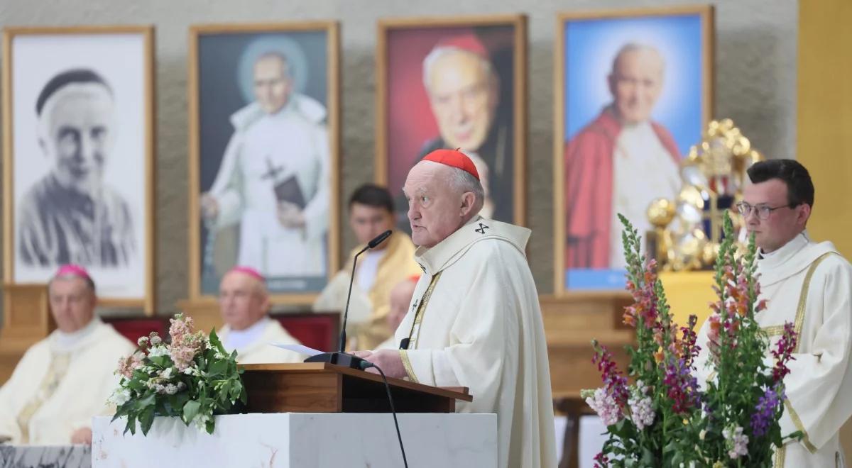 Święto Dziękczynienia w Warszawie.  W centrum obchodów postać bł. Stefana Wincentego Frelichowskiego