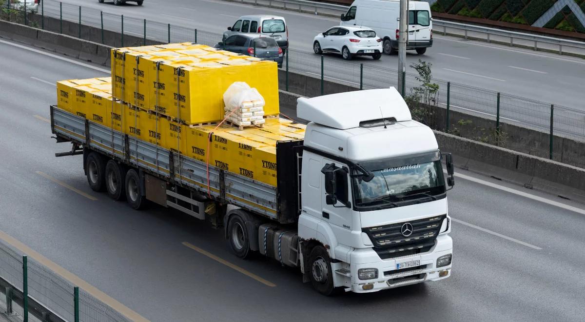 Rosyjski i białoruski kapitał w firmach transportowych? Gajadhur: będą sprawdzani także kierowcy