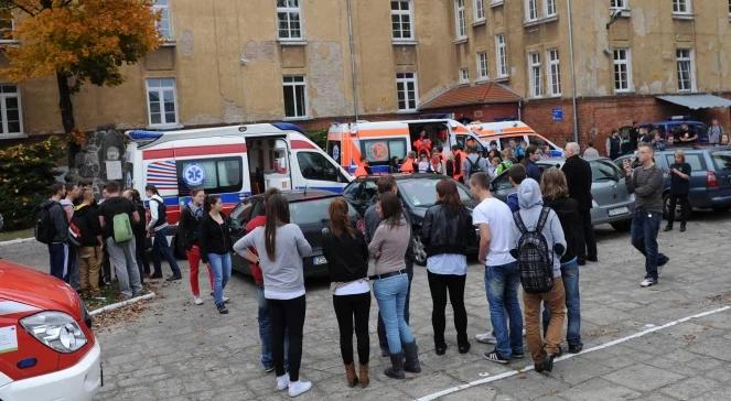 Szczecin: 43 osoby zatruły się gazem w gimnazjum