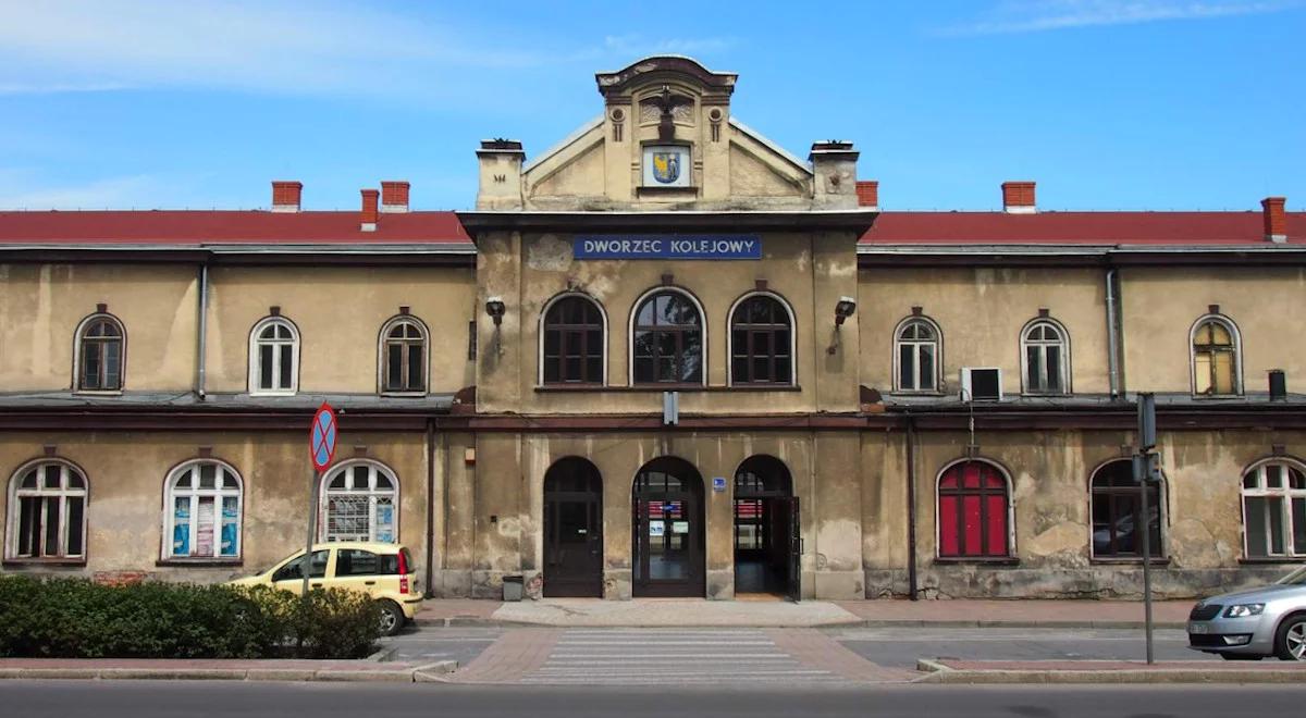 Dworzec w Czechowicach-Dziedzicach zostanie wyremontowany. Ruszyły prace