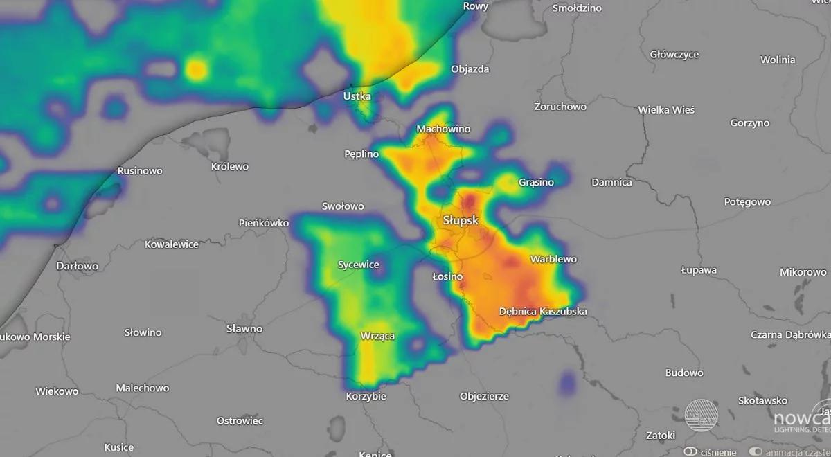 Gdzie jest burza? Uwaga na trąby powietrzne. Radar burz [NA ŻYWO]