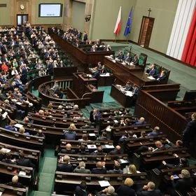 Sejm: budżet na 2019 r., Pracownicze Plany Kapitałowe, koniec obowiązku składania zeznań PIT