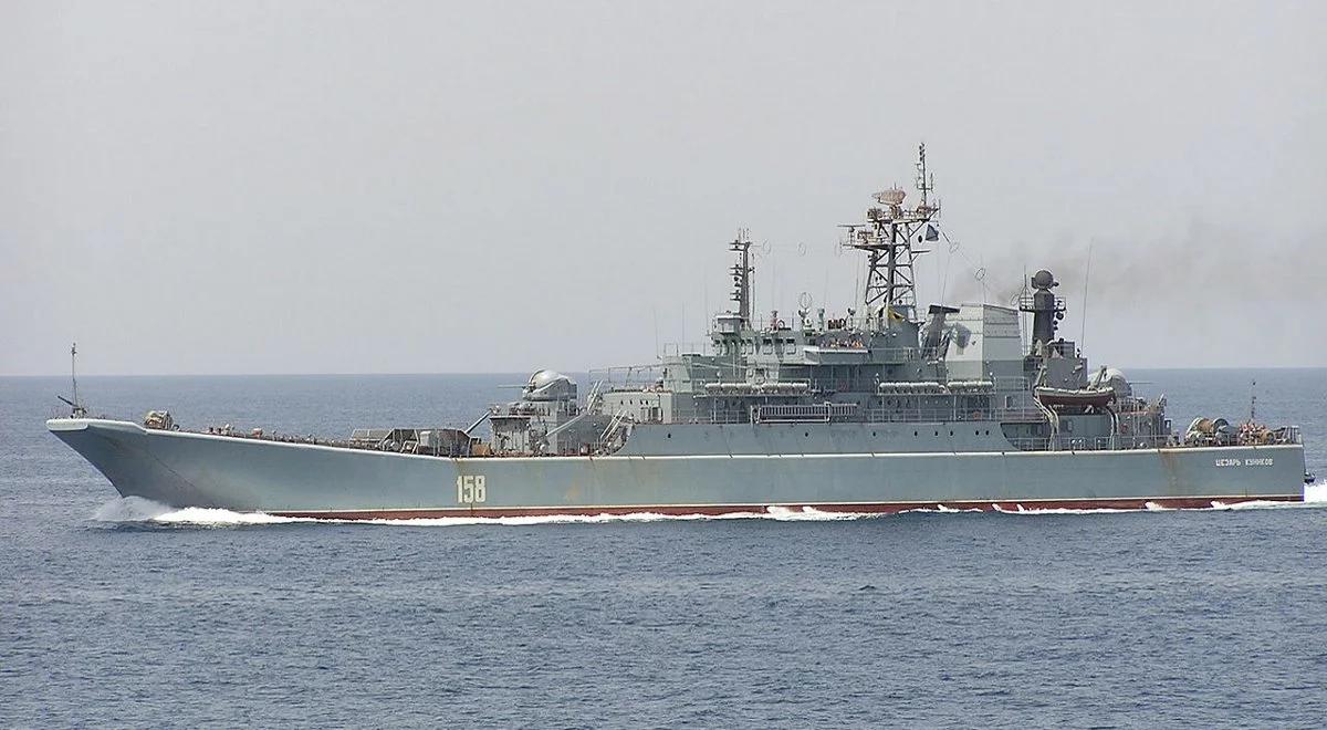 "Przez moje miasto przepływa codziennie uzbrojona po zęby rosyjska armada"