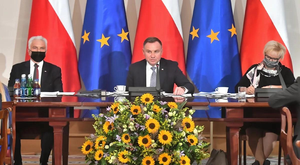 "Przetrwaliśmy najgorszy okres pandemii. Daliśmy radę". Prezydent podsumował dotychczasową walkę z COVID-19