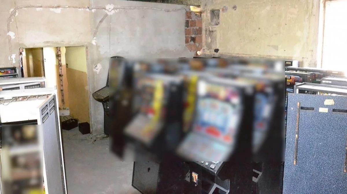 Setki nielegalnych salonów gier, prawie 2200 automatów. Rozbito grupę zajmującą się hazardem