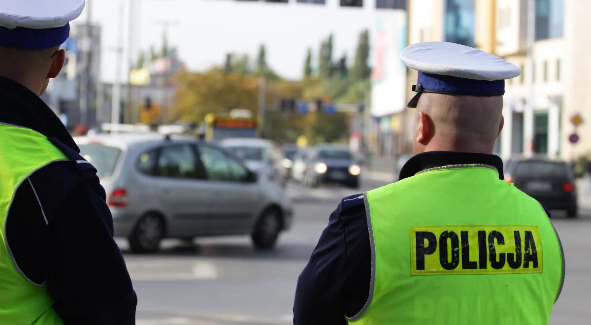 Długi weekend na drogach. Policja apeluje do kierowców o szczególną ostrożność