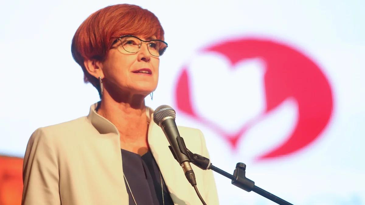 Elżbieta Rafalska: prawie 4 miliony dzieci jest objętych rządowym programem "Rodzina 500+"
