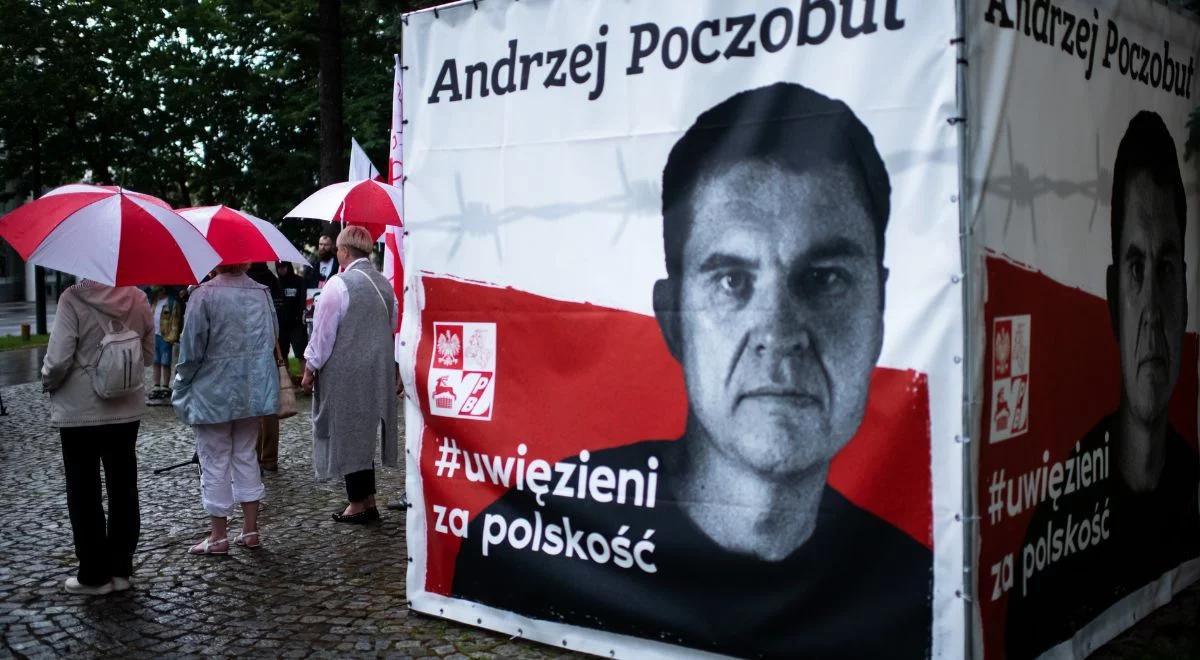 Białoruś: Andrzej Poczobut trafił do ciężkiej kolonii karnej. "Wybór miejsca miał charakter pokazowy"