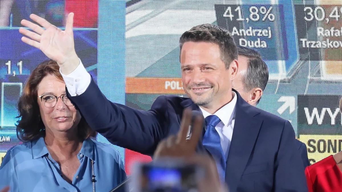 Trzaskowski zabiega o poparcie Konfederacji. Tak potępiał narodowców i walczył z Marszem Niepodległości