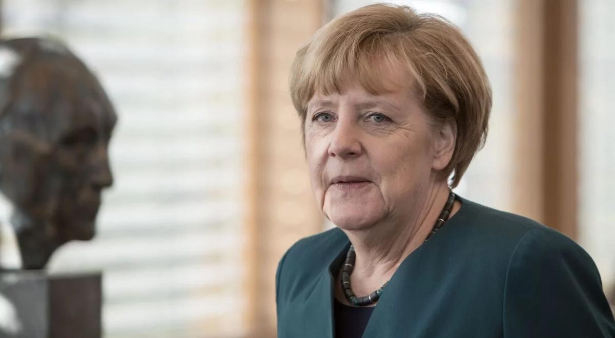 Niemcy: Angela Merkel skrytykowana we własnej partii za wpuszczenie uchodźców