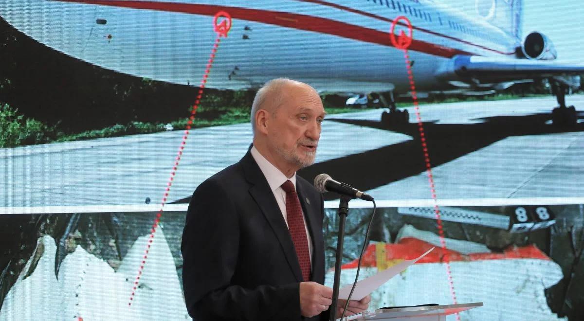 Gigantyczne kwoty. Tyle zarabiali członkowie podkomisji smoleńskiej Macierewicza