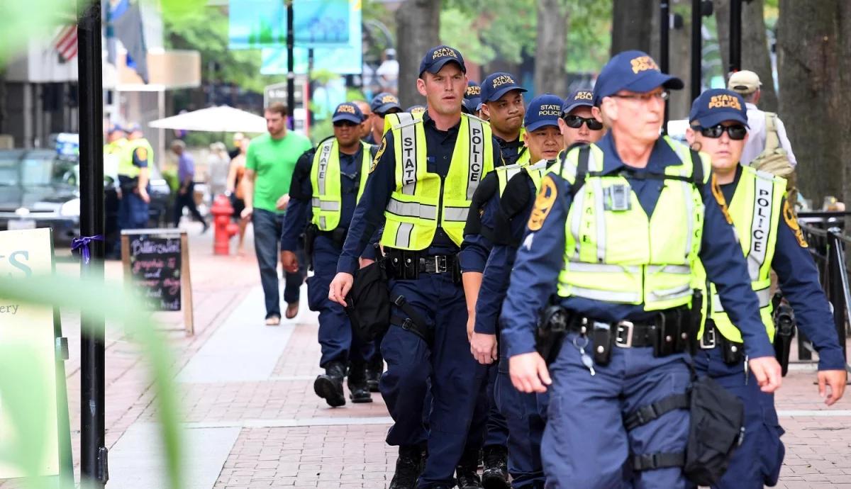 USA: nacisk na policję przynosi efekty. Nie będzie się zajmować sprawami narkomanii czy przemocą domową