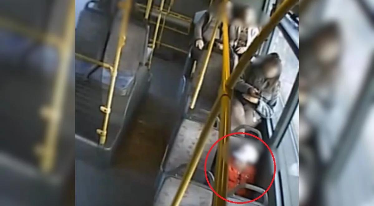 Dziecko w autobusie bez opieki. Zareagował kierowca