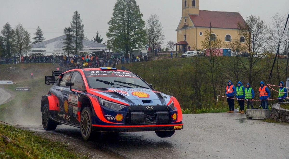 WRC: poważny wypadek Norwega Solberga w Rajdzie Chorwacji. Hyundai stanął w płomieniach [WIDEO]