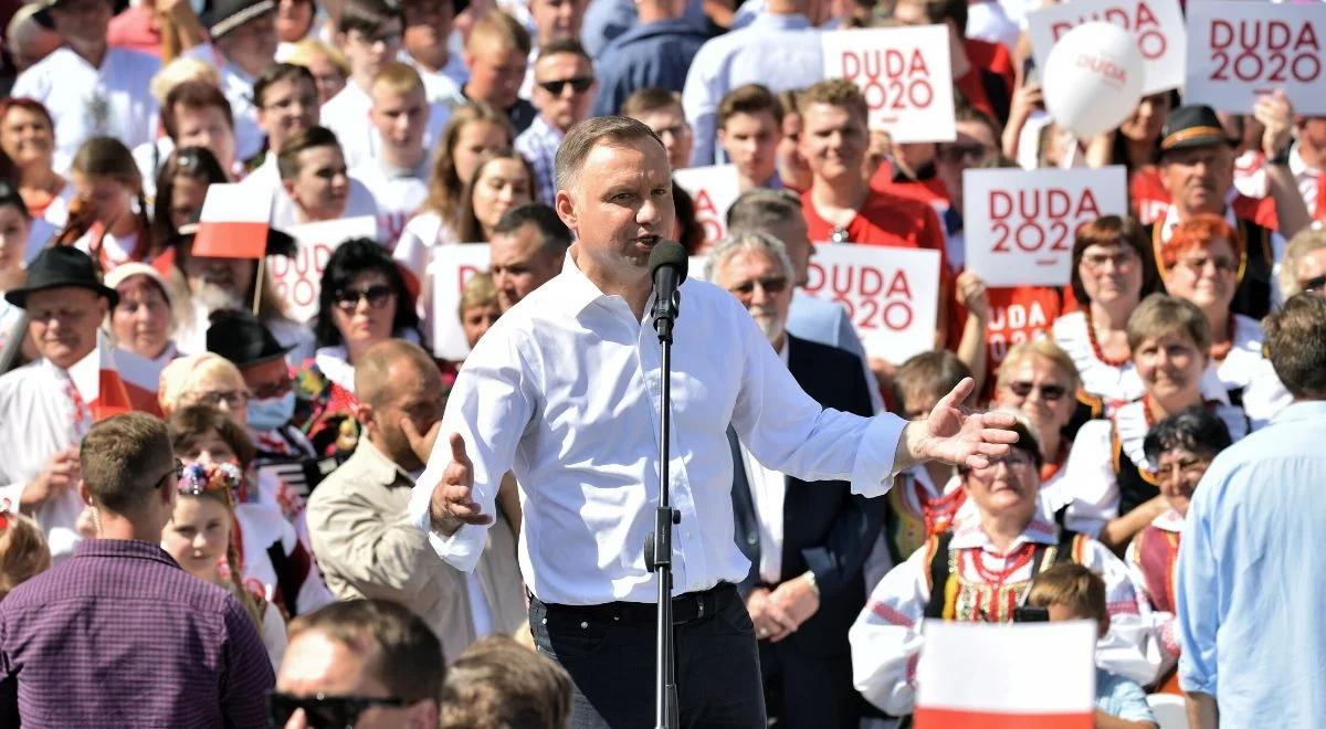 Prezydent: realizujemy politykę, która ma chronić miejsca pracy, a przez to rodzinę 