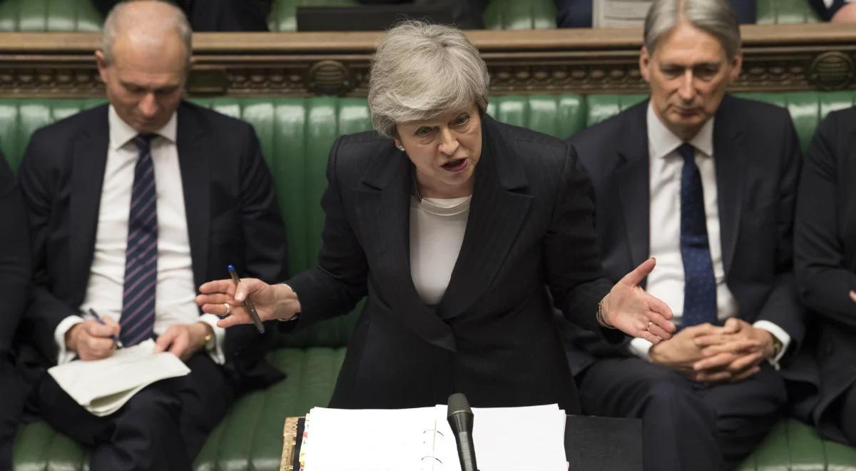 "Times": po fiasku przyjęcia umowy brexitu oczekuje się rezygnacji T. May