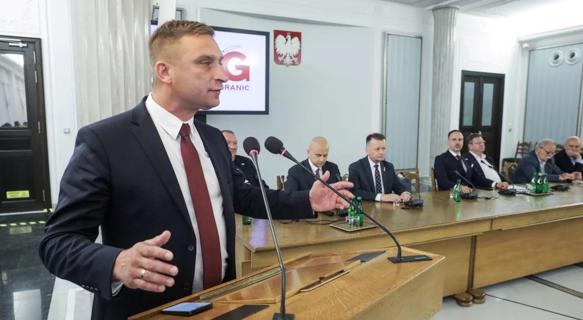 Antyimigranckie demonstracje. "Prawica chce zdobyć punkty polityczne"