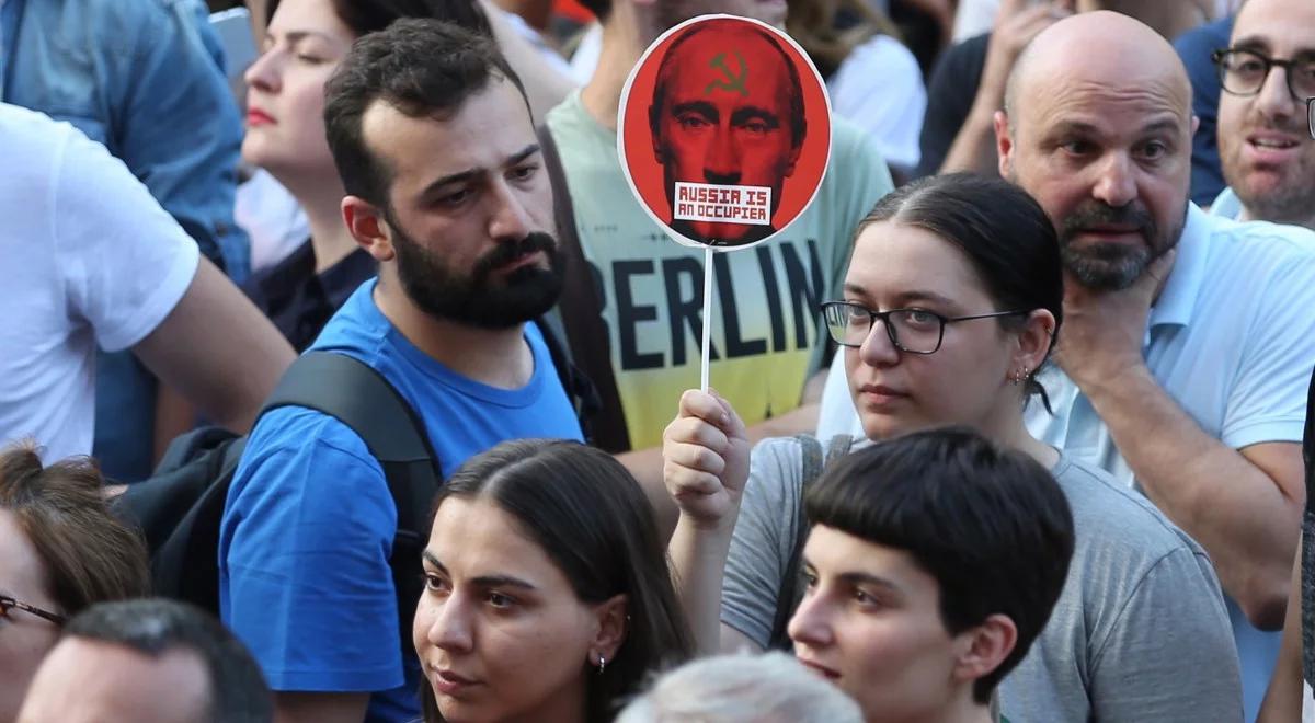 Były gruziński ambasador: jestem wdzięczny Polsce za reakcję na protesty, Zachód nie może nas zostawić sam na sam z Rosją