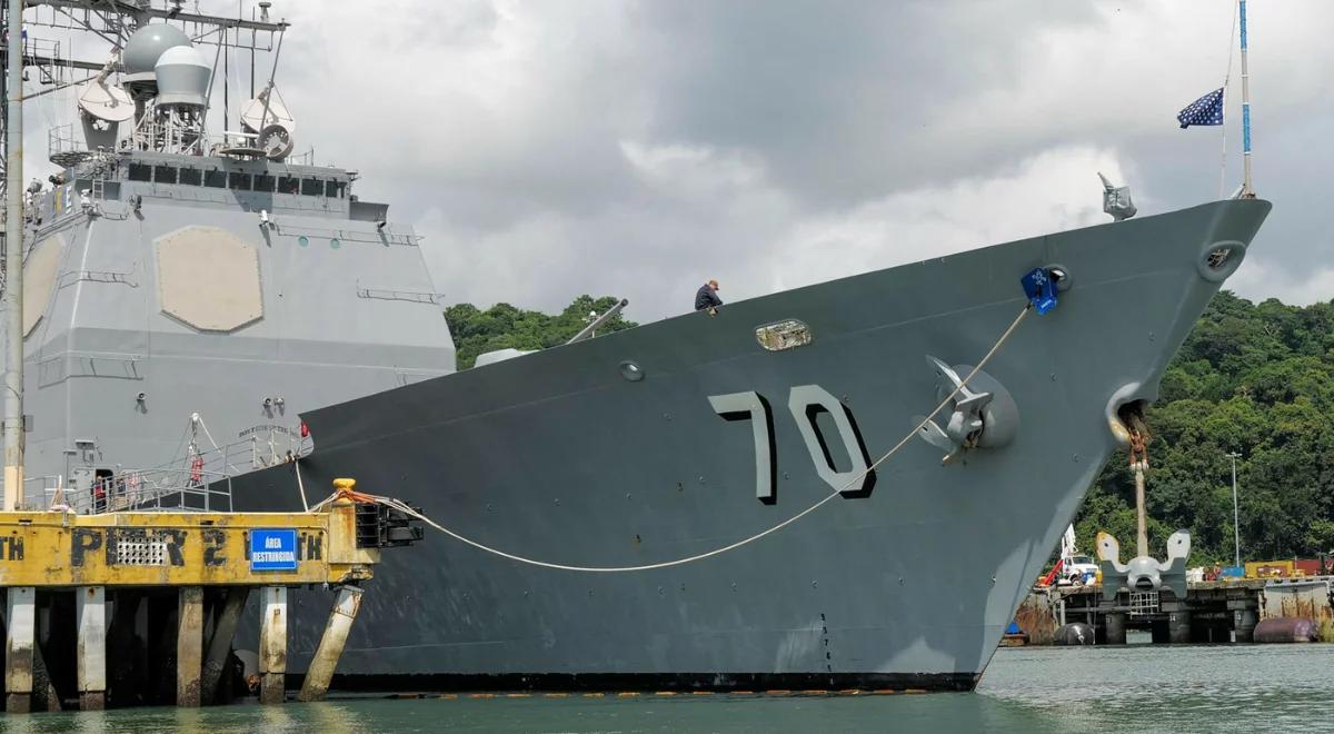 Amerykański krążownik USS Lake Erie przepłynął Kanał Panamski. Zmierza do Wenezueli