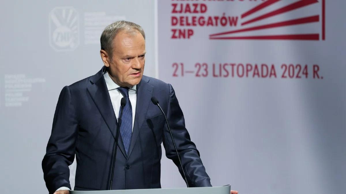 "Traktowano was niegodnie". Tusk przeprasza nauczycieli