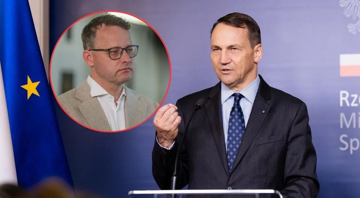 Sikorski uderza w Romanowskiego. Wspomniał o jego paszporcie. "Męczennik od defraudacji"