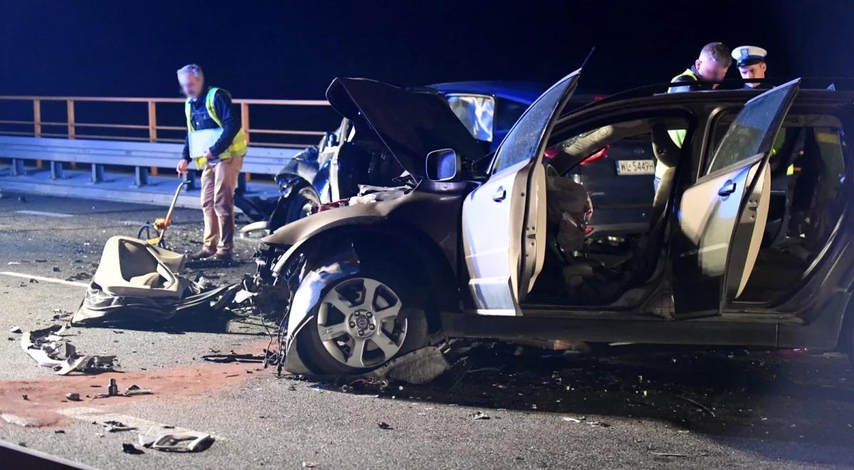 Nie żyje troje dzieci, siedem osób jest rannych. Tragiczny wypadek w okolicach Mszczonowa