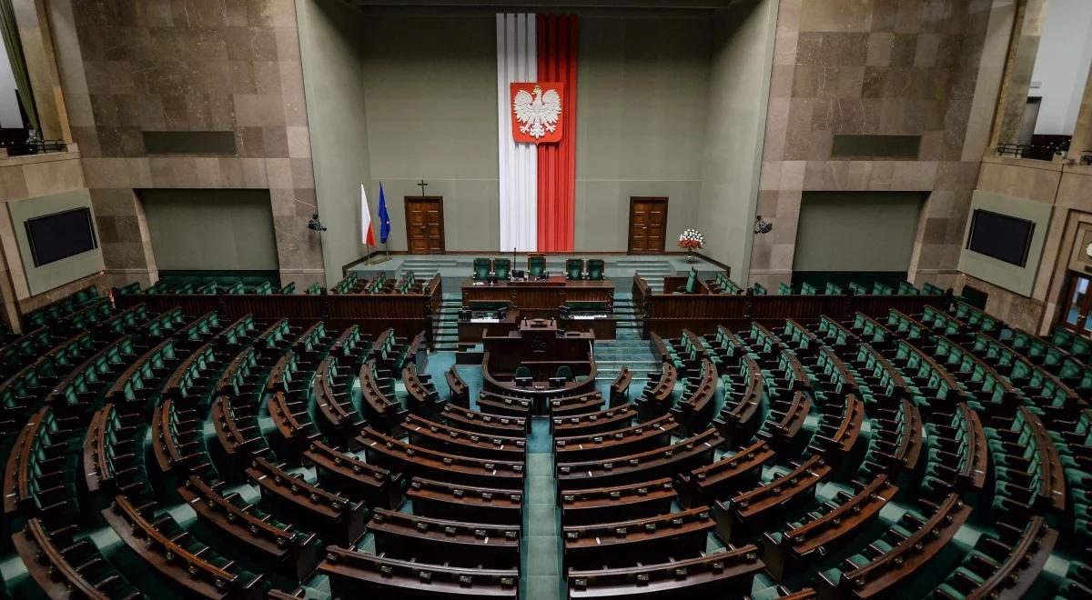 Co z nowym projektem ustawy o Trybunale? Trwa zamieszanie wokół TK