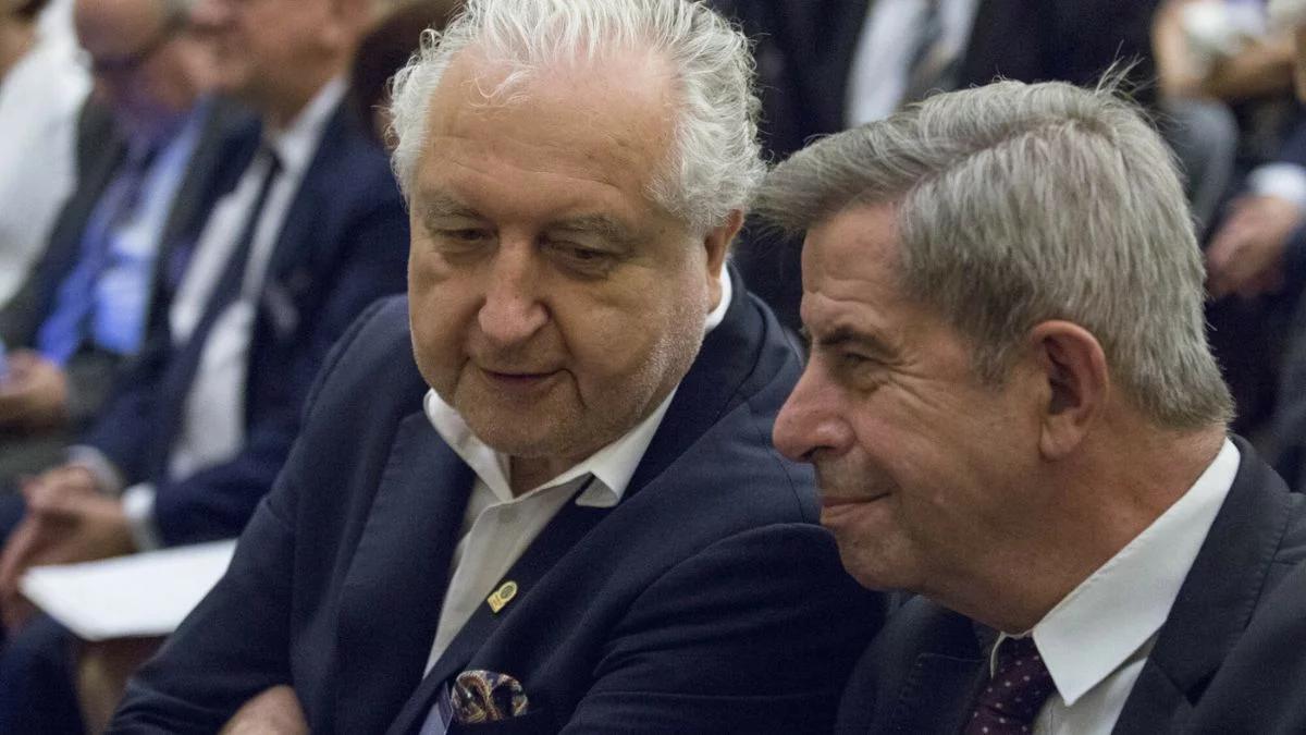 Ważność wyborów prezydenckich. Byli prezesi TK wydali oświadczenie