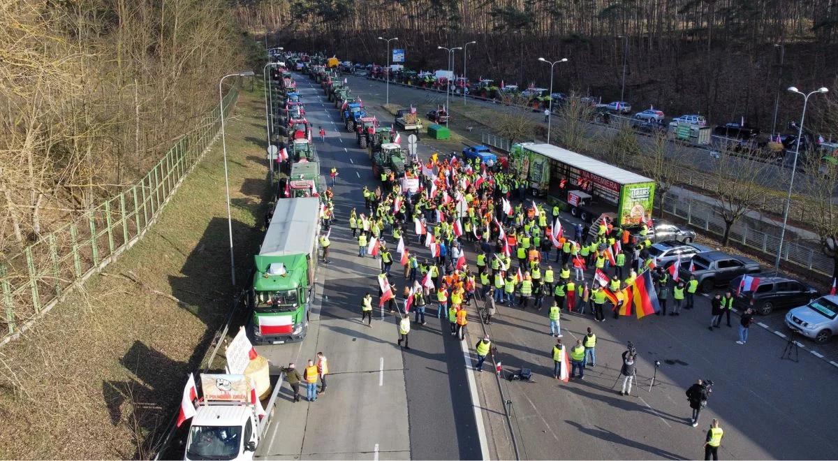 Rolnicza blokada przejścia granicznego w Świecku. Do kiedy potrwa i czy uzyska wsparcie firm transportowych?