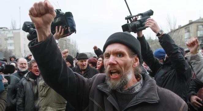 Kryzys na Ukrainie. Rosyjska flaga znów nad Donieckiem