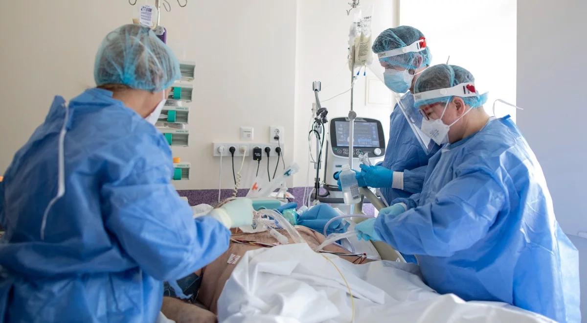Ministerstwo Zdrowia: 164 nowe zakażenia koronawirusem, zmarły cztery osoby