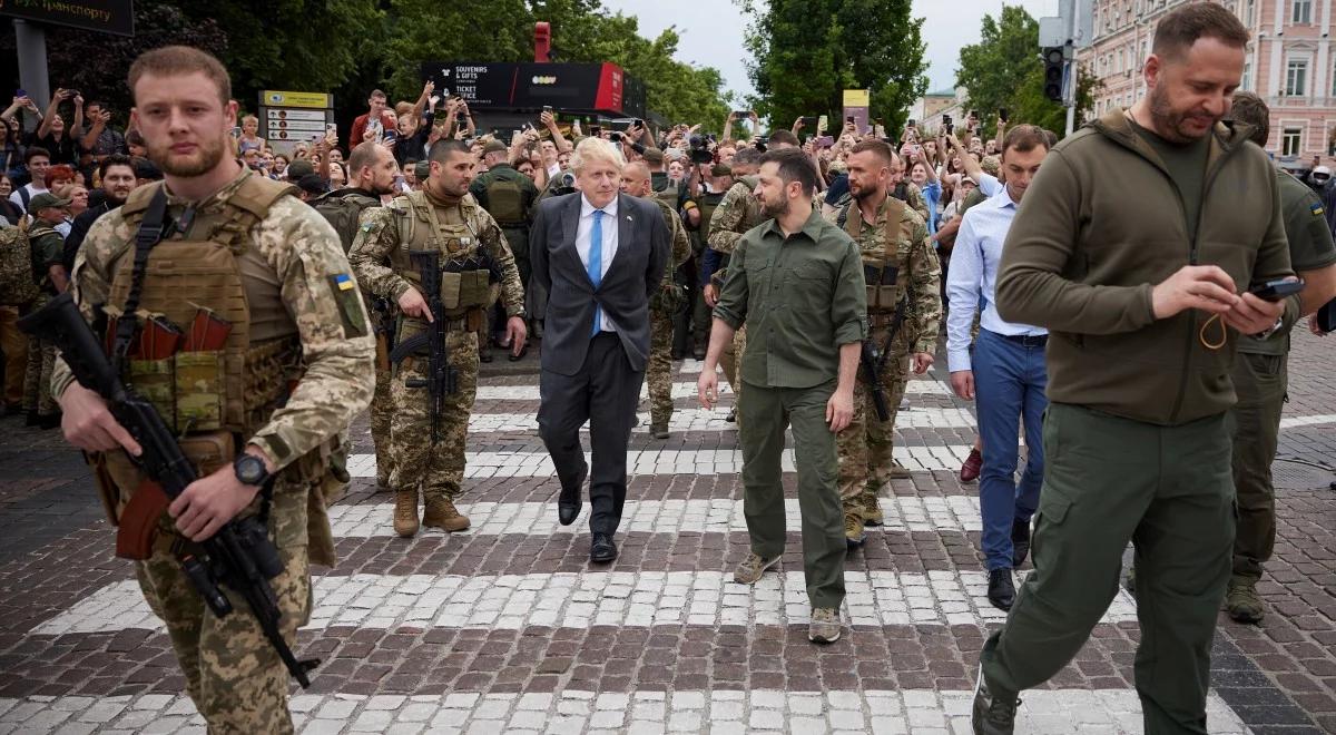 Niespodziewana wizyta Johnsona w Kijowie. Pokazał Scholzowi i Macronowi, co to znaczy prawdziwe wsparcie