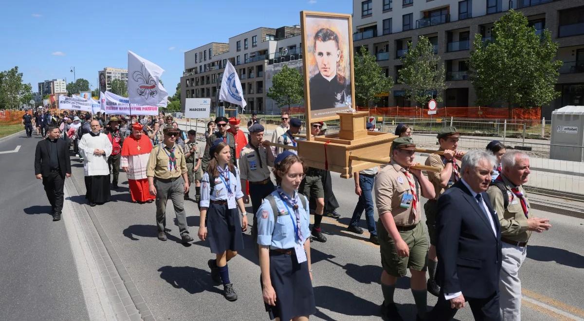 XVI Święto Dziękczynienia. W Warszawie wyruszyła pielgrzymka z relikwiami bł. Stefana Wincentego Frelichowskiego