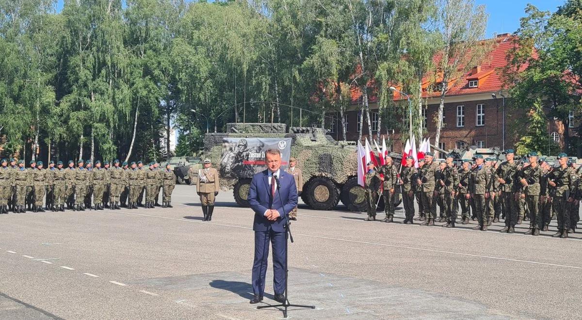 Zlot szkół kultywujących tradycje powstańców styczniowych. Szef MON z wizytą w Białobrzegach